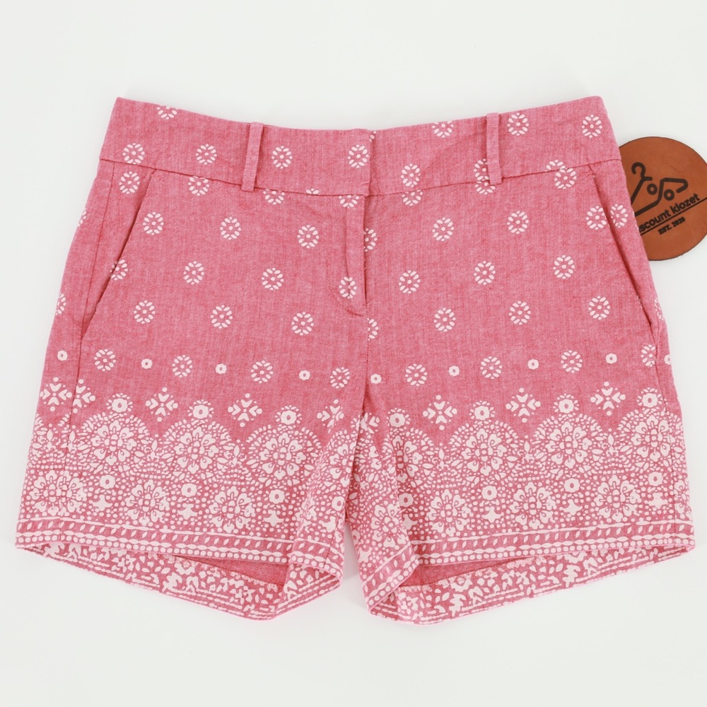ANN TAYLOR FACTORY Signature Shorts with Belt Loops & Pockets